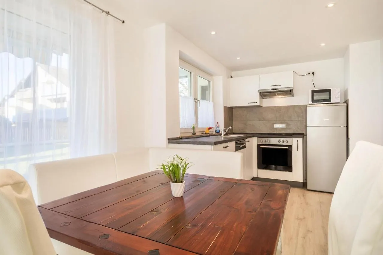 Apartment Ferienwohnung Gartenstrasse Bodolz